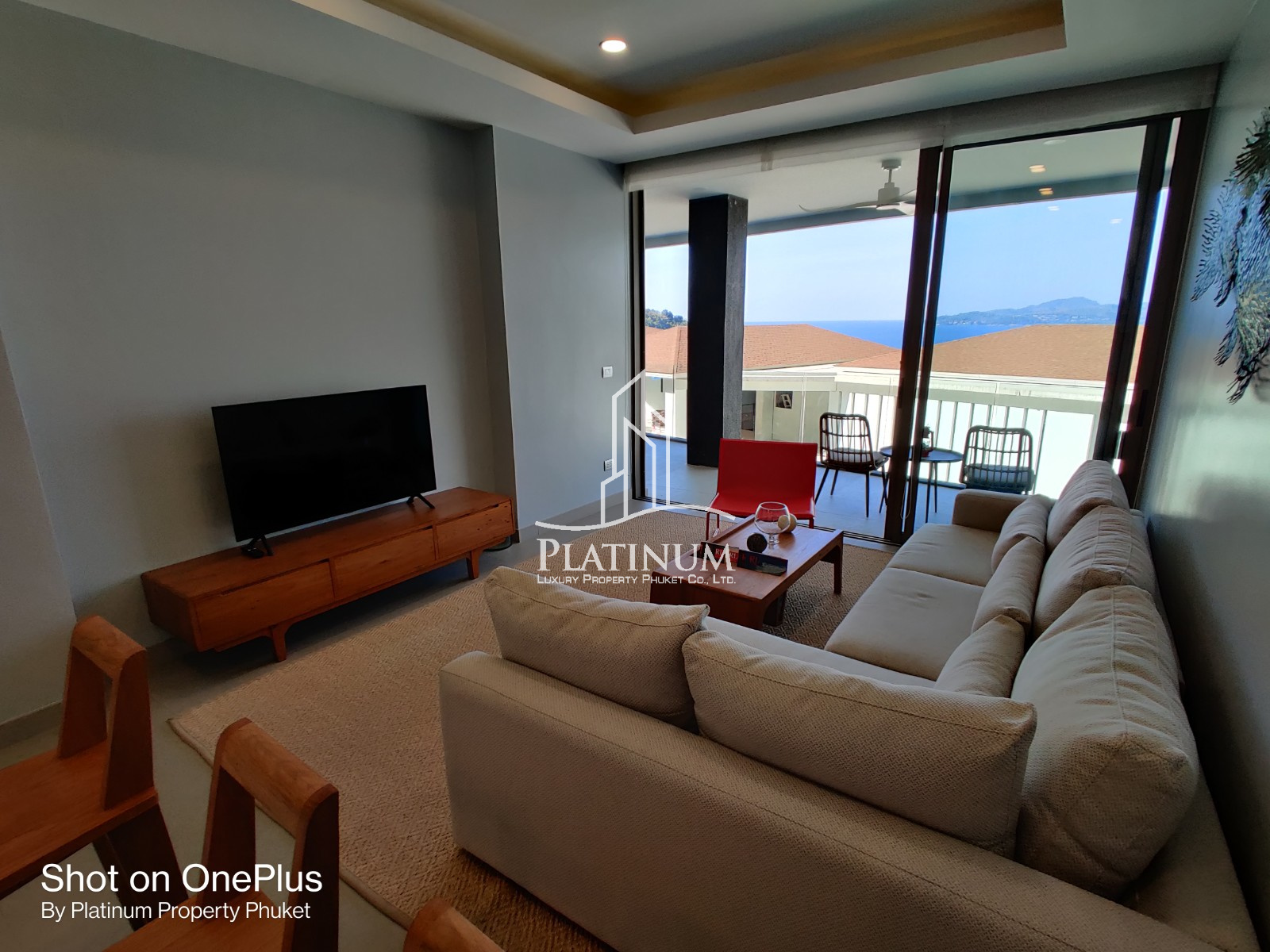 🌊 1-Bedroom Partial Sea View Apartment for Rent – Surin Beach