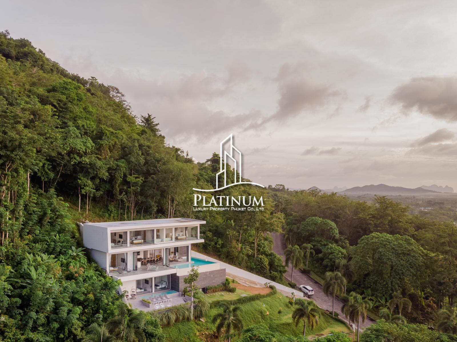 🌴 Modern 6-Bedroom Seaview Pool Villa for Sale & Rent – Yamu, Phuket